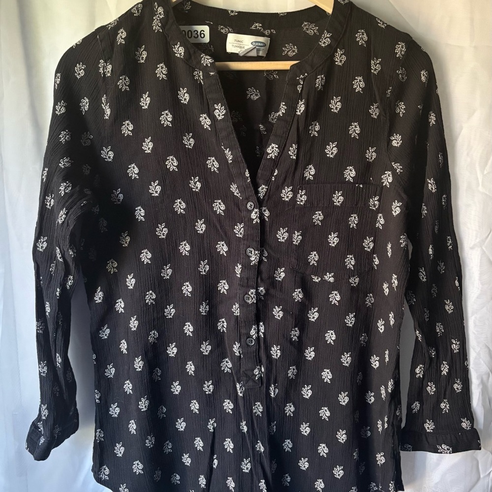Old Navy Black Tunic with White Floral Design